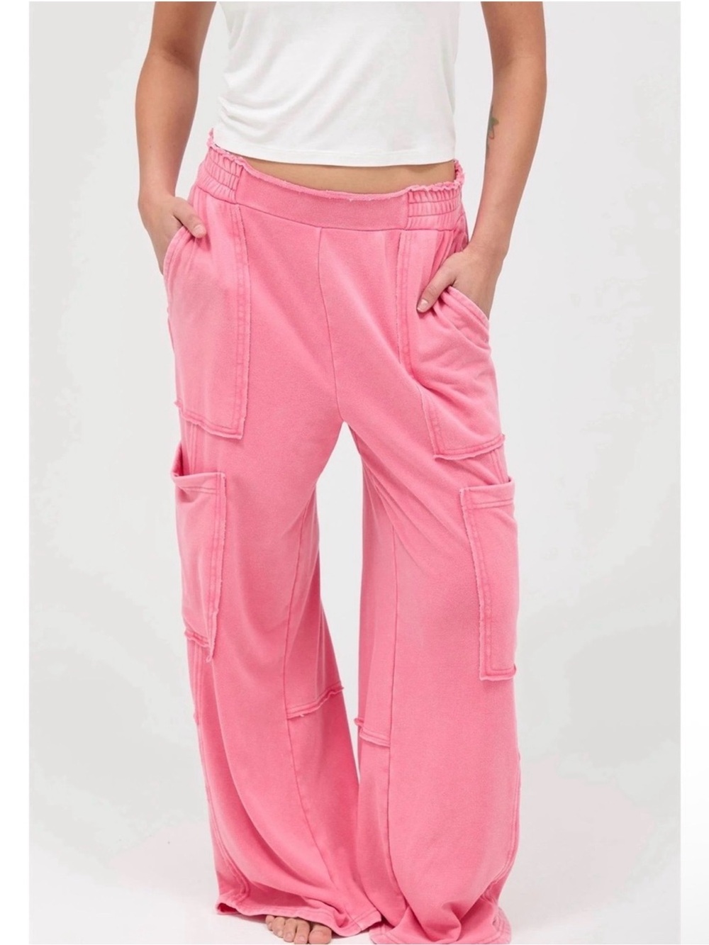 Double Zero Pink Wide-Leg Cargo Sweatpants